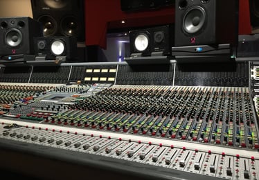 Mixing Console-1